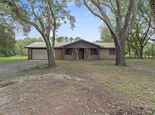 404 Best Rd, Winnie, TX 77665