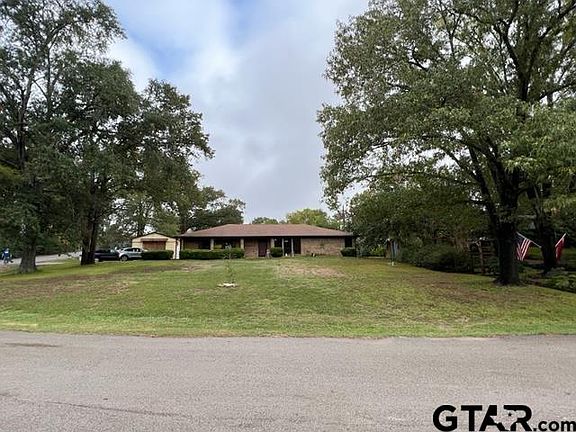 3rd image of 11247 Timber Creek Cir