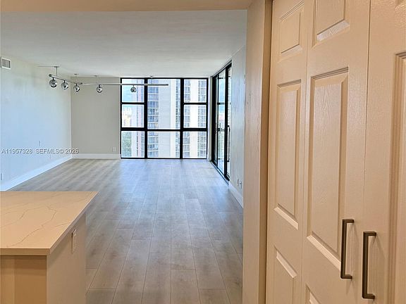 5th image of 20335 N Country Club Dr APT 1203
