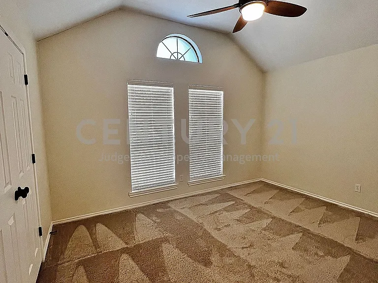 4808 Waxwing Dr — Photo 6