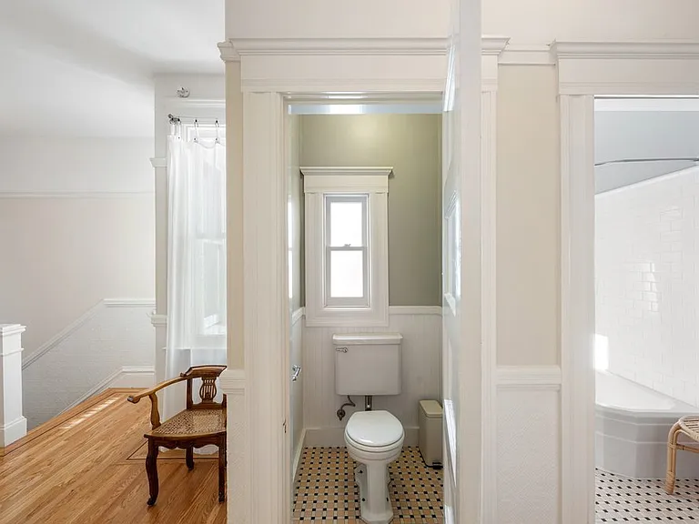 73 Sharon St — Photo 12