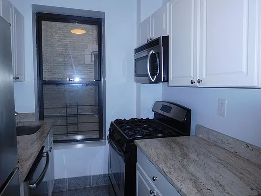 Rented by BRICK & GALO REALTY CORP | media 5