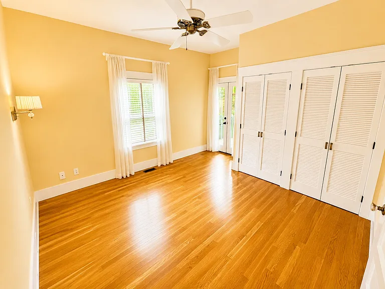 4399 Hermosa Way — Photo 2
