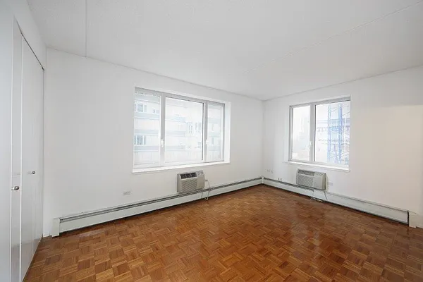 Rented by Manhattan Skyline | media 5