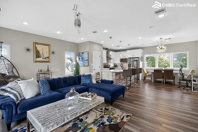 Furnsihed Home rental Downtown Houston — Photo 3