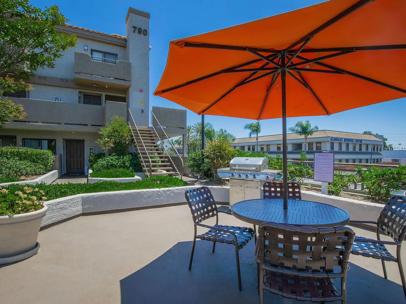 Glenoaks Terrace Apartments — Photo 3