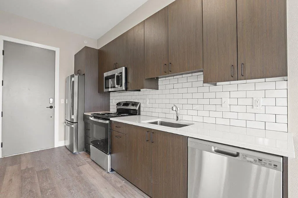 The Lumineer Apartments — Photo 3