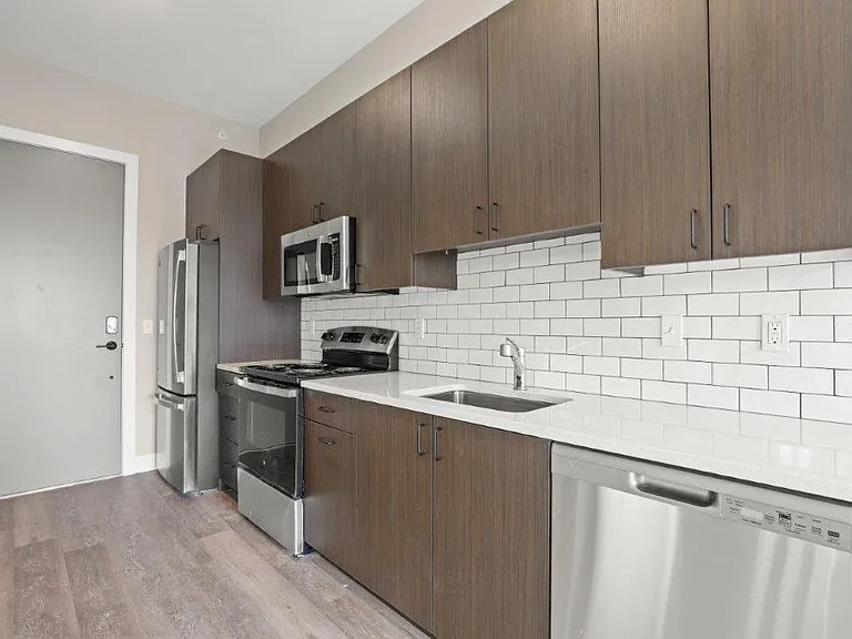 The Lumineer Apartments — Photo 3
