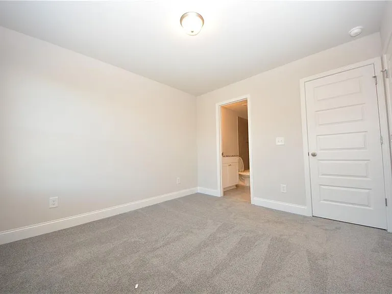232 Hellen Valley Dr — Photo 29