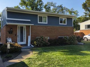 43101 Fortner Dr, Sterling Heights, MI 48313