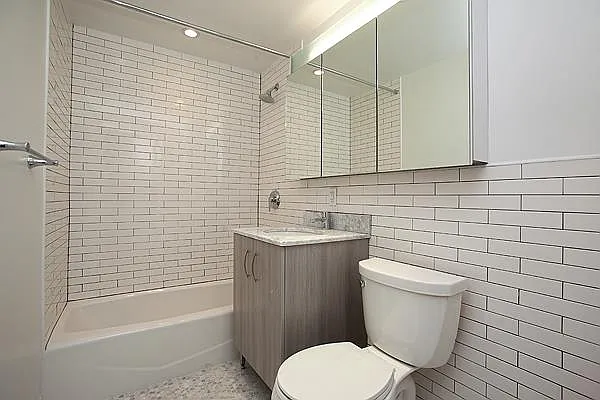 Rented by Platinum Properties | media 5