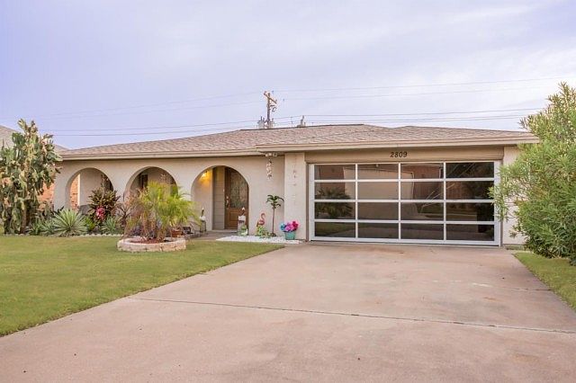 1st image of 2809 Palm Cir W