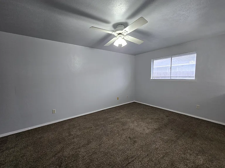 509 Arbor Ln — Photo 21