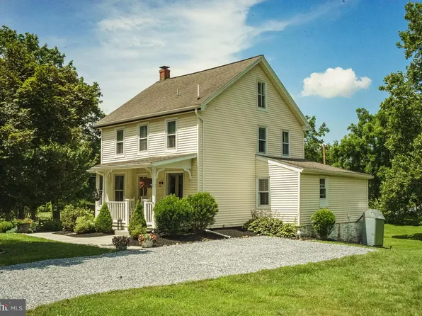 46 Elm Creek Rd, Cochranville, PA 19330