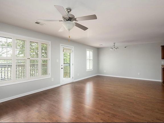 3rd image of 857 Malabu Dr APT 2102