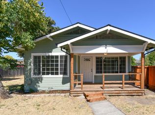 946 Kenmore Ln, Santa Rosa, CA 95407