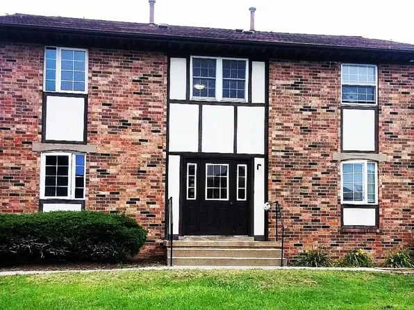 601 21st Avenue Pl, Coralville, IA