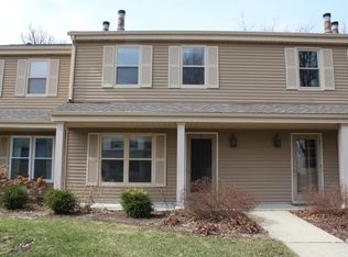 2013 Woodburn Rd UNIT B, Waukesha, WI 53188