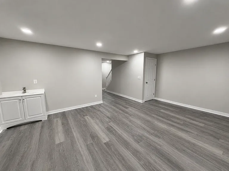501 Wedgewood Way NE — Photo 28