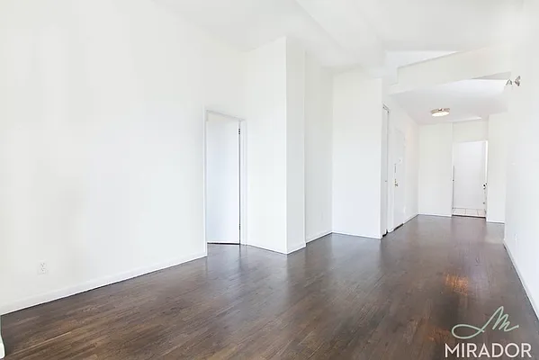 Rented by Mirador Real Estate | media 9