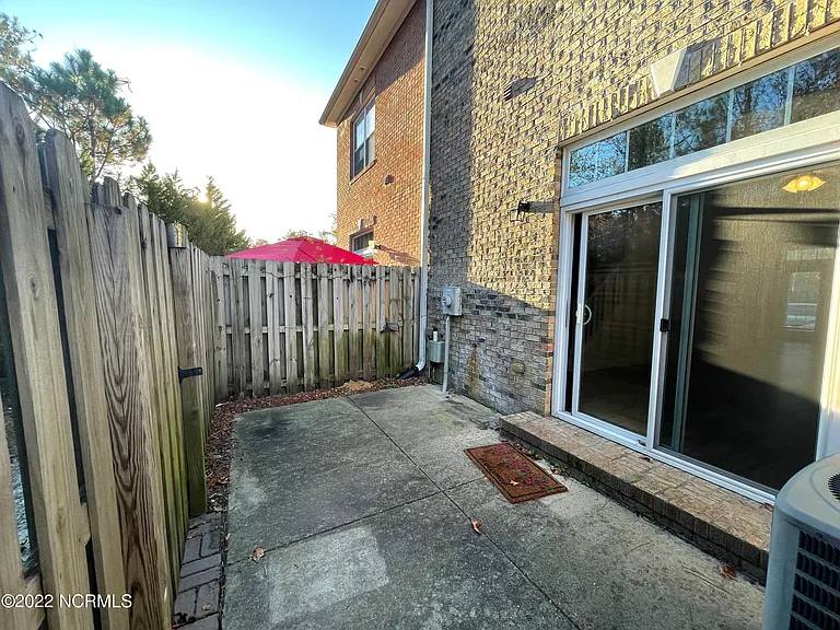 4804 Exton Park Loop — Photo 8