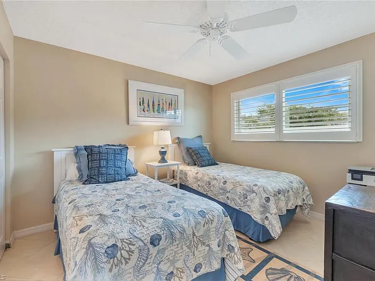 4200 Belair Ln #105 — Photo 17