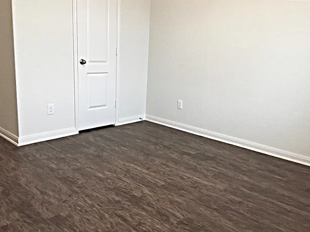 1211 Arizona Dr — Photo 12