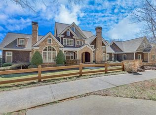 6205 Random Winds Blf, Gainesville, GA 30506