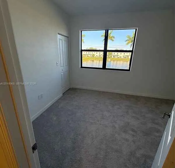 4957 Oakmont Ave — Photo 12