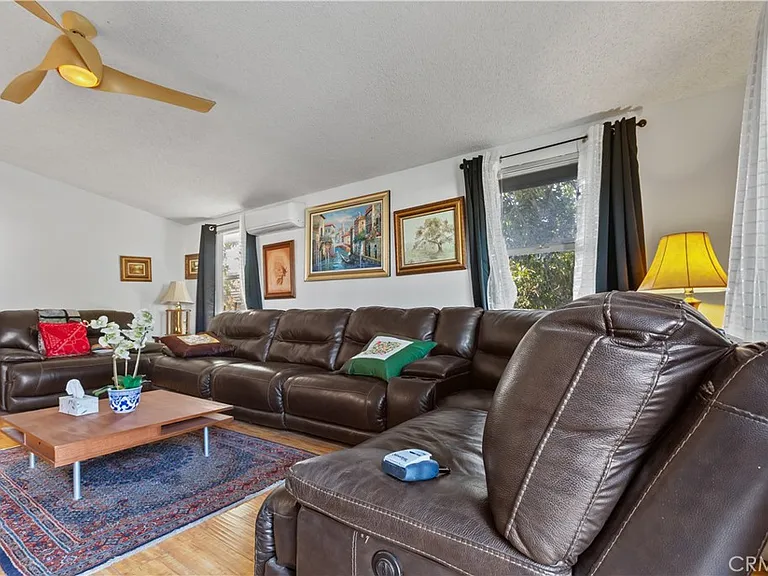 38457 Glenbush Ave — Photo 4