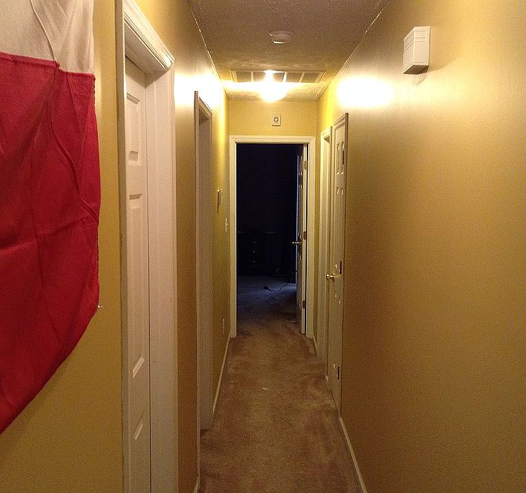 1st image of 227 Belle Chase Dr