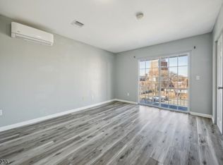 708 Ocean Ave, Jersey City, NJ 07305