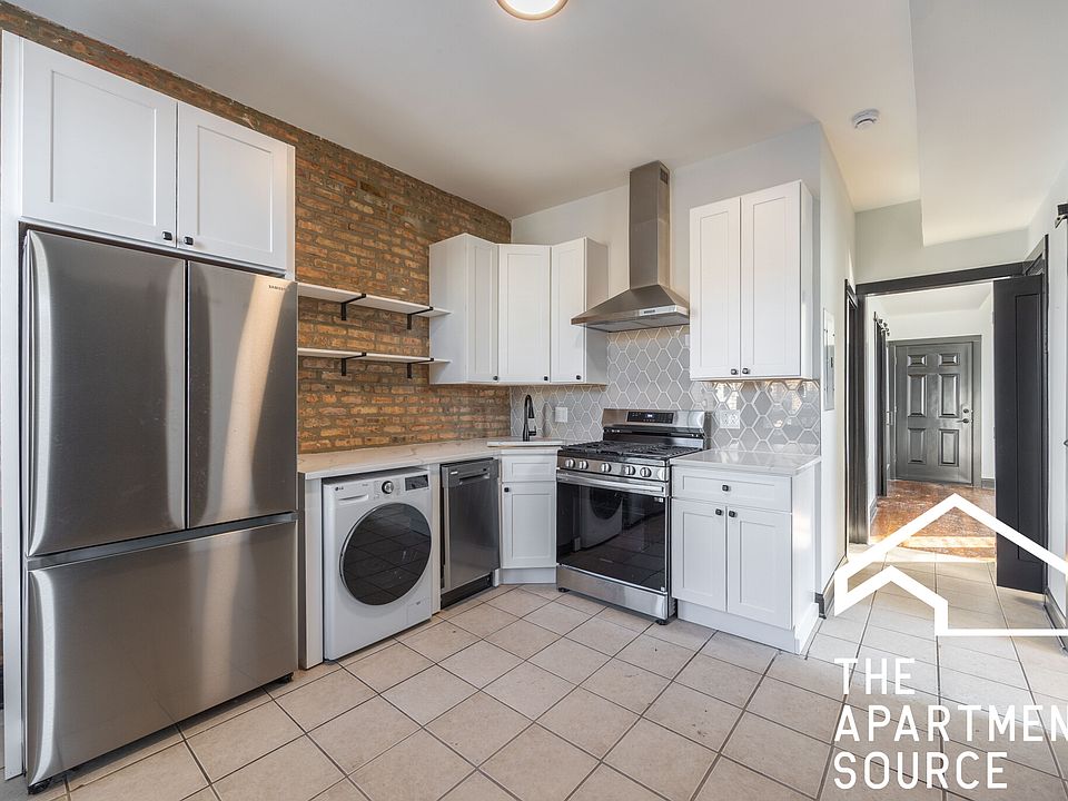 1st image of 2842 W Augusta Blvd #3W