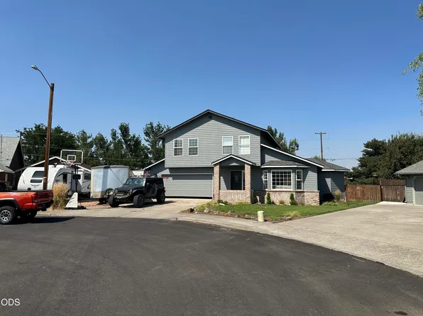764 NW 19th Pl, Redmond, OR 97756