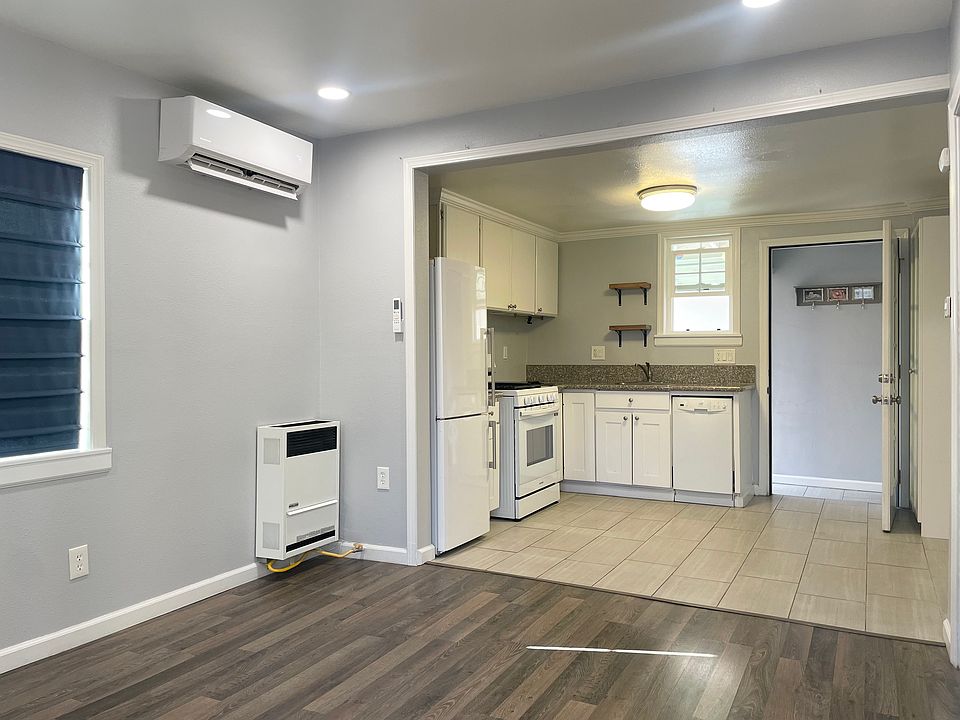 1st image of 3207 Gleason Ave