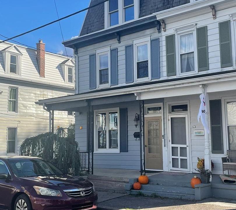 1st image of 135 Lucknow Rd
