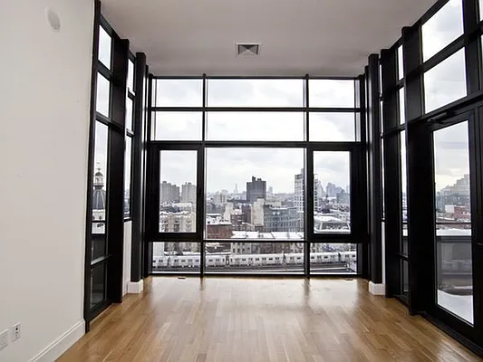 Rented by City View Living | media 42