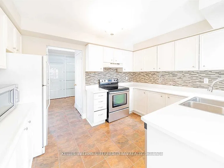 44 Keys Dr — Photo 12