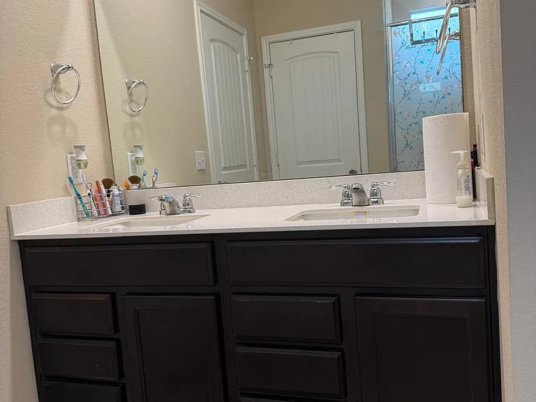 113 Queen Anne Dr — Photo 9
