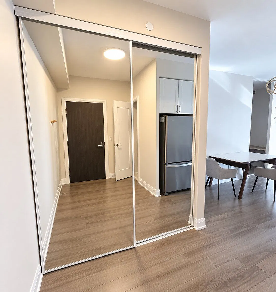 2 bed, $2,550 — Photo 2