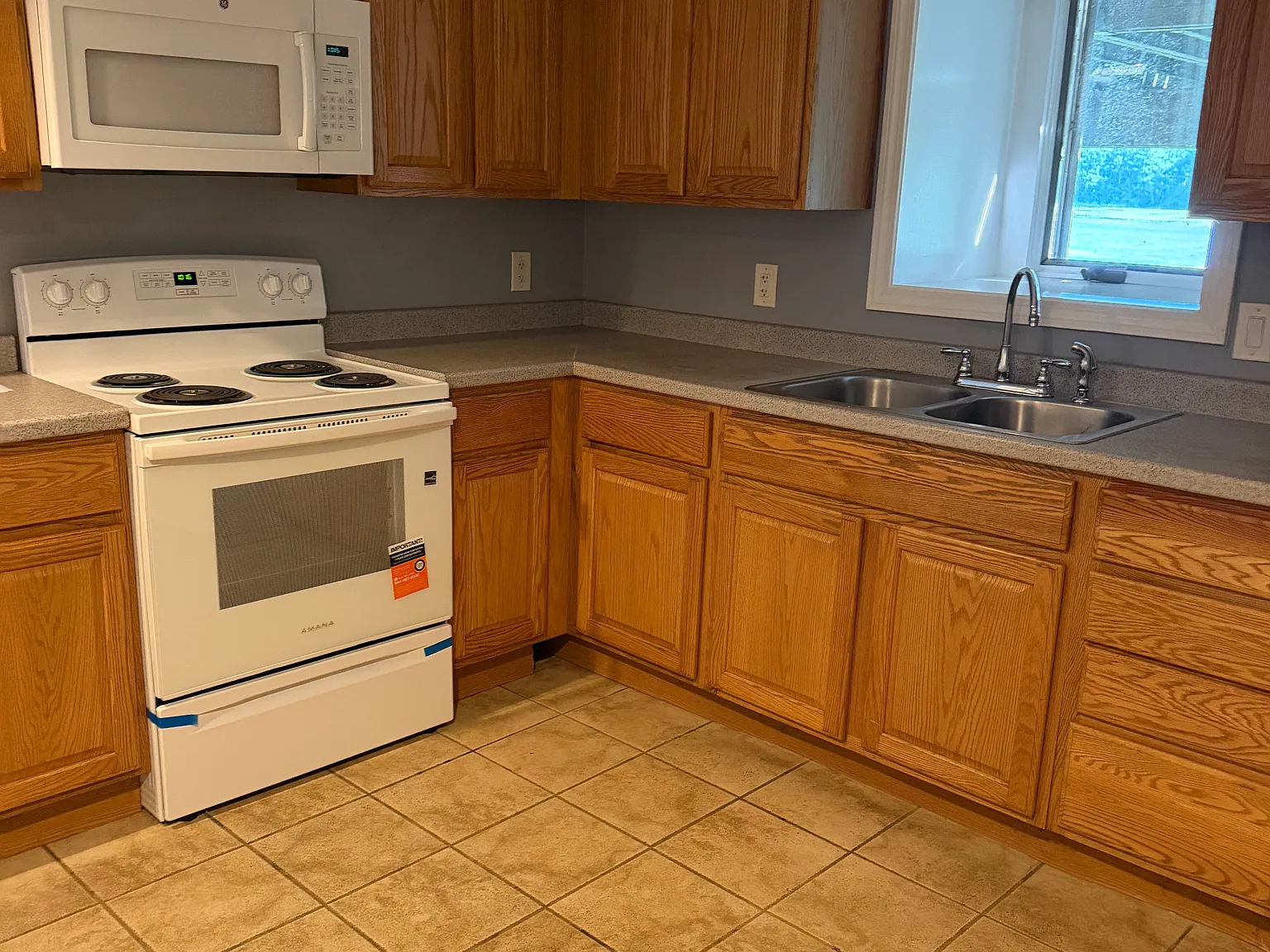 2 bed, 750 sqft, $2,000 — Photo 4