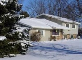 4794 Bailey Settlement Rd, Sun Prairie, WI 53590