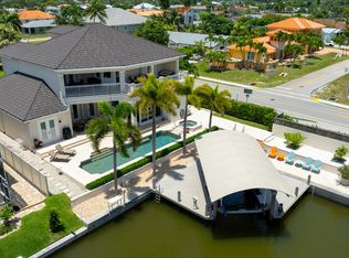 494 Seabee Ave, Naples, FL 34108