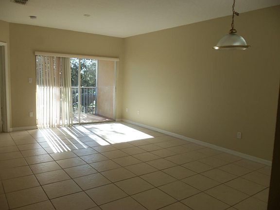 3rd image of 13220 Galicia St APT 202
