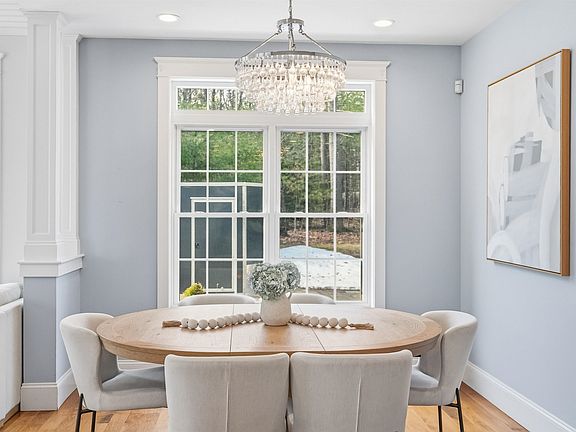 4th image of 5 Ryan Farm Road