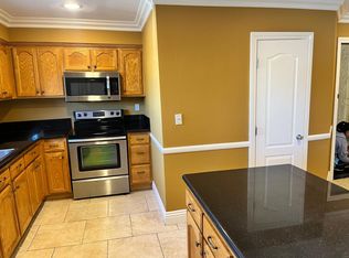 7651 Reseda Blvd UNIT 6-T, Los Angeles, CA 91335