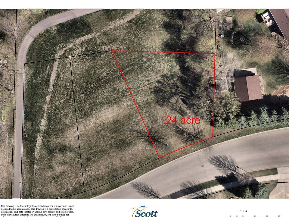 2nd image of 929 Arabian Dr