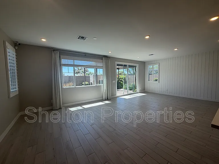 26329 N 24th Dr — Photo 10