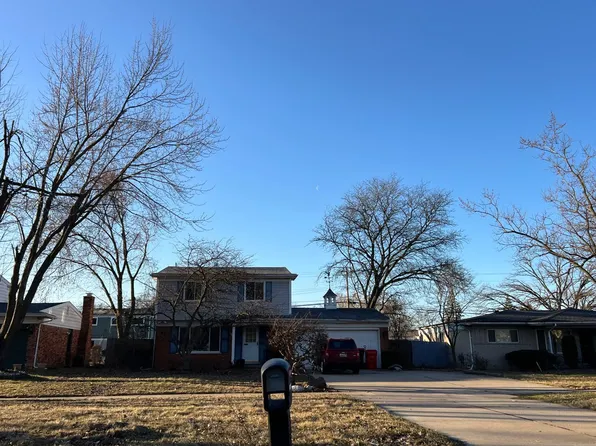 17239 W Thirteen Mile Rd, Southfield, MI 48076