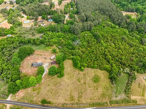 4th image of 127 N Akins Bridge Rd